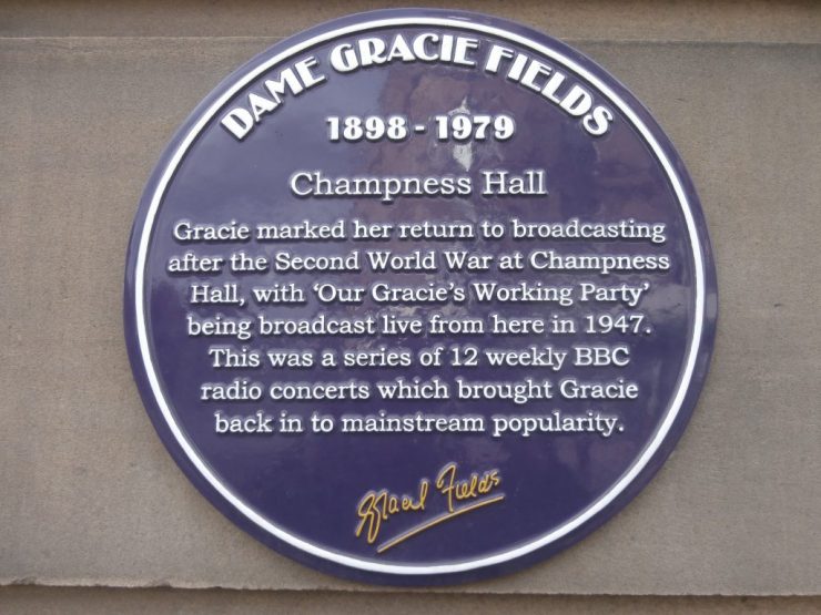 Gracie Fields (1898-1979) Purple Plaque
